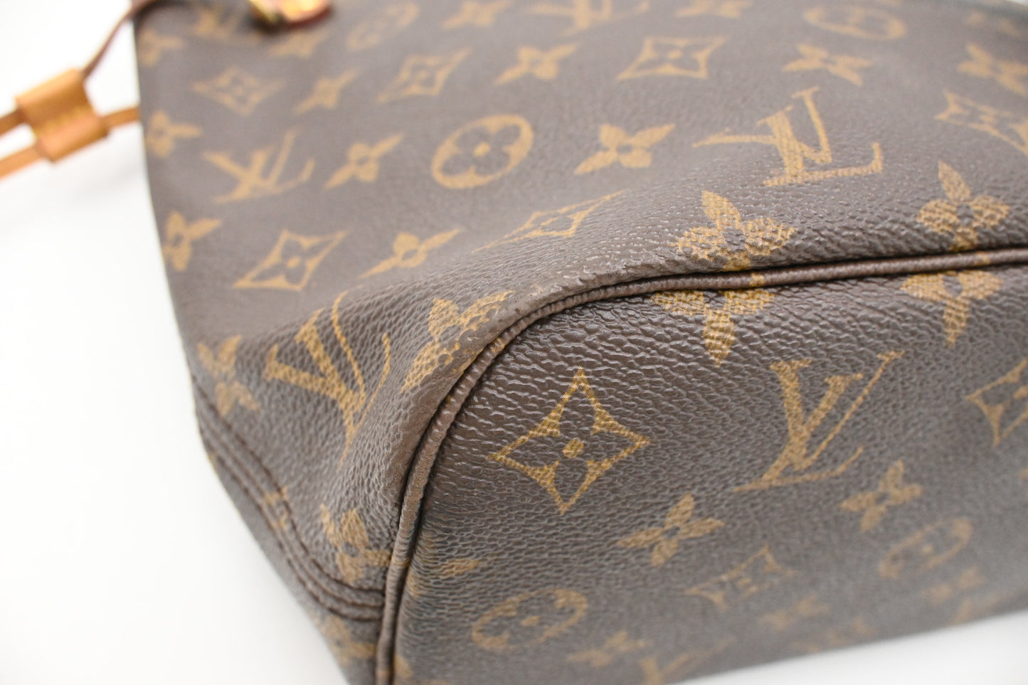 Louis Vuitton Neverfull PM in Monogram Canvas