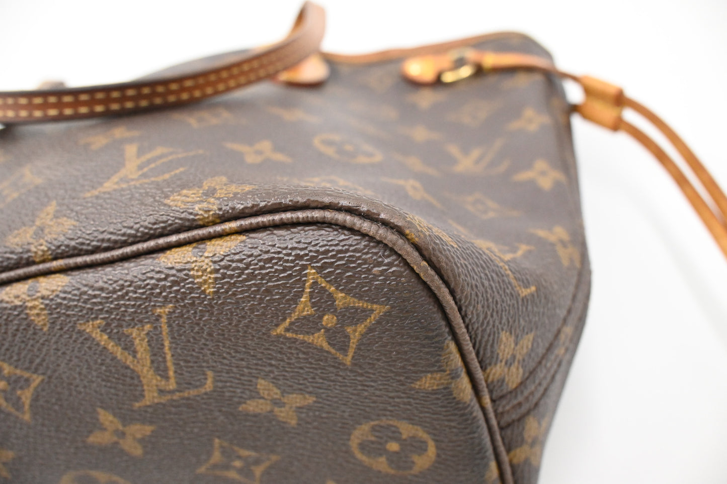 Louis Vuitton Neverfull PM in Monogram Canvas