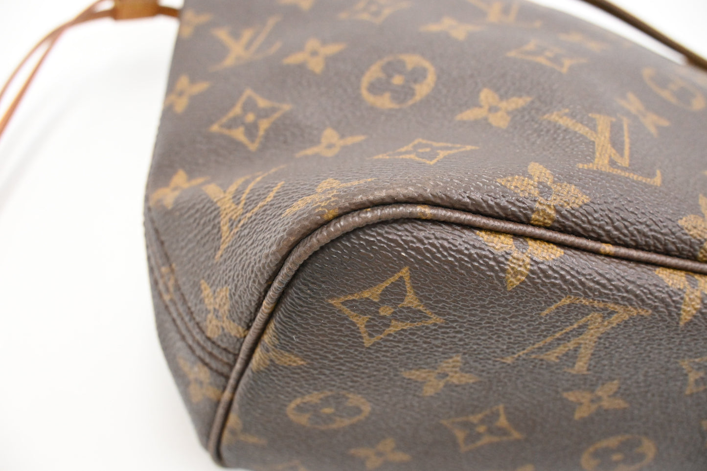 Louis Vuitton Neverfull PM in Monogram Canvas