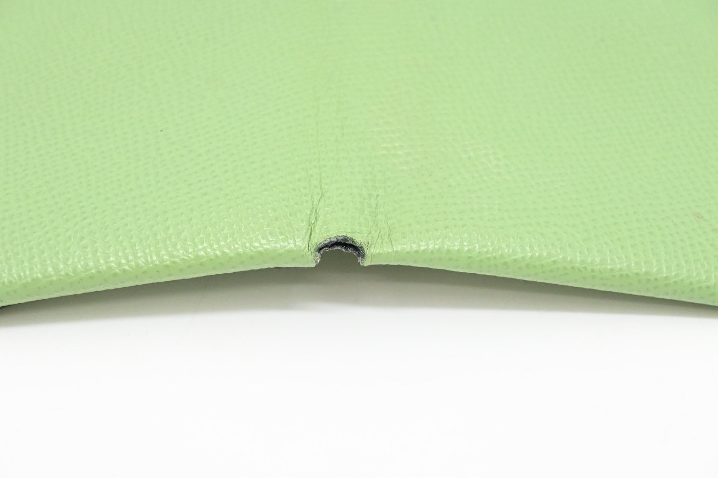 Hermes Calvi Duo Verso in Vert Criquet Leather