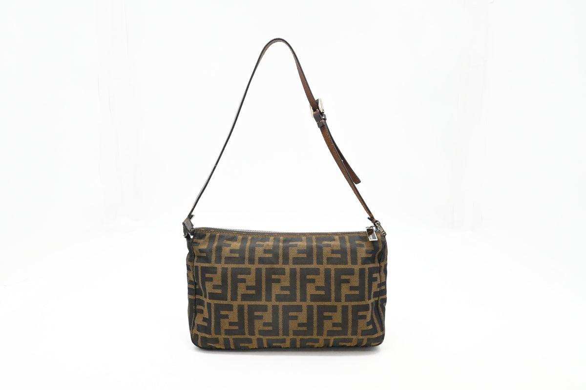 Fendi Shoulder Bag in Zucca Canvas