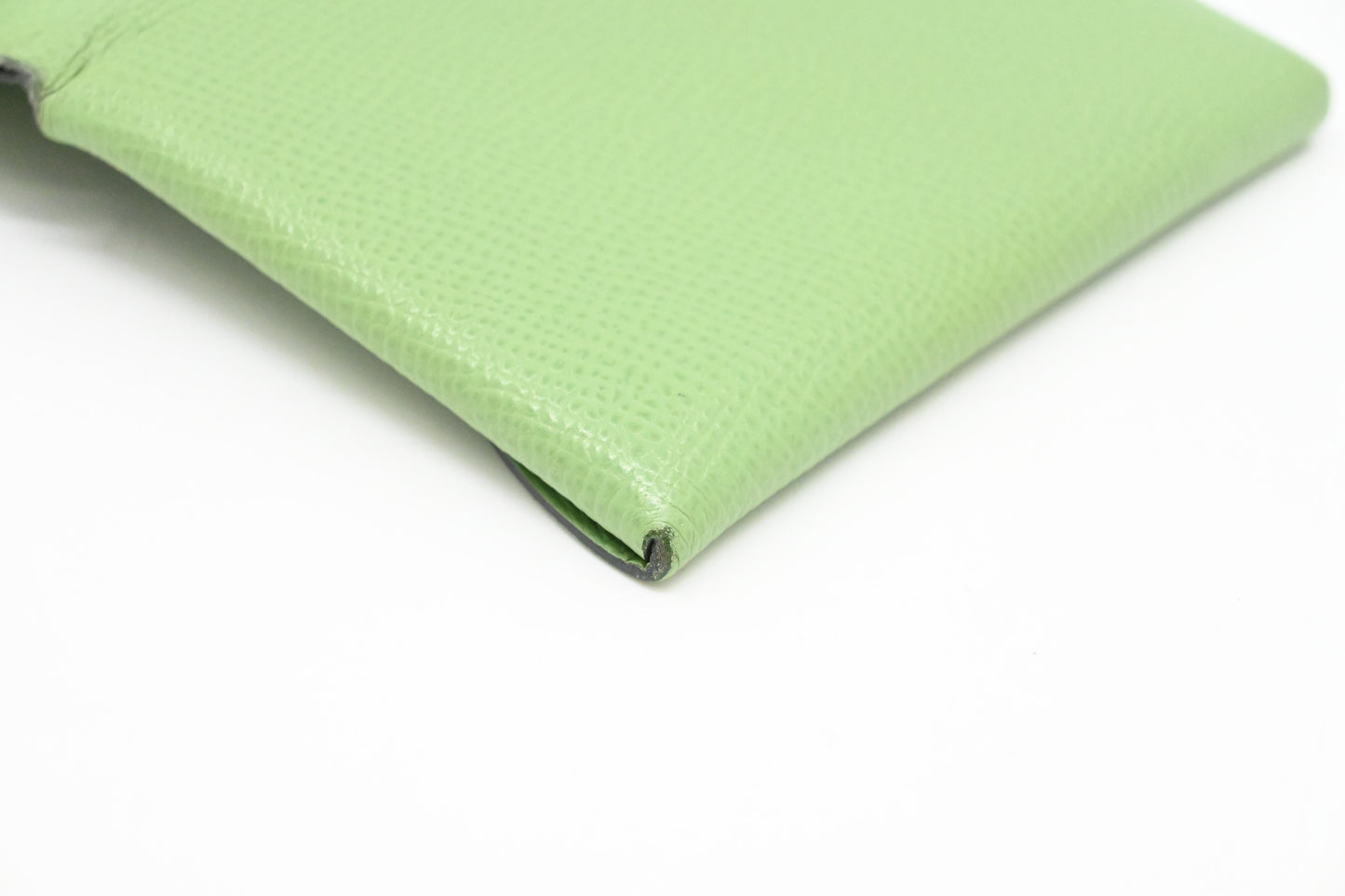 Hermes Calvi Duo Verso in Vert Criquet Leather