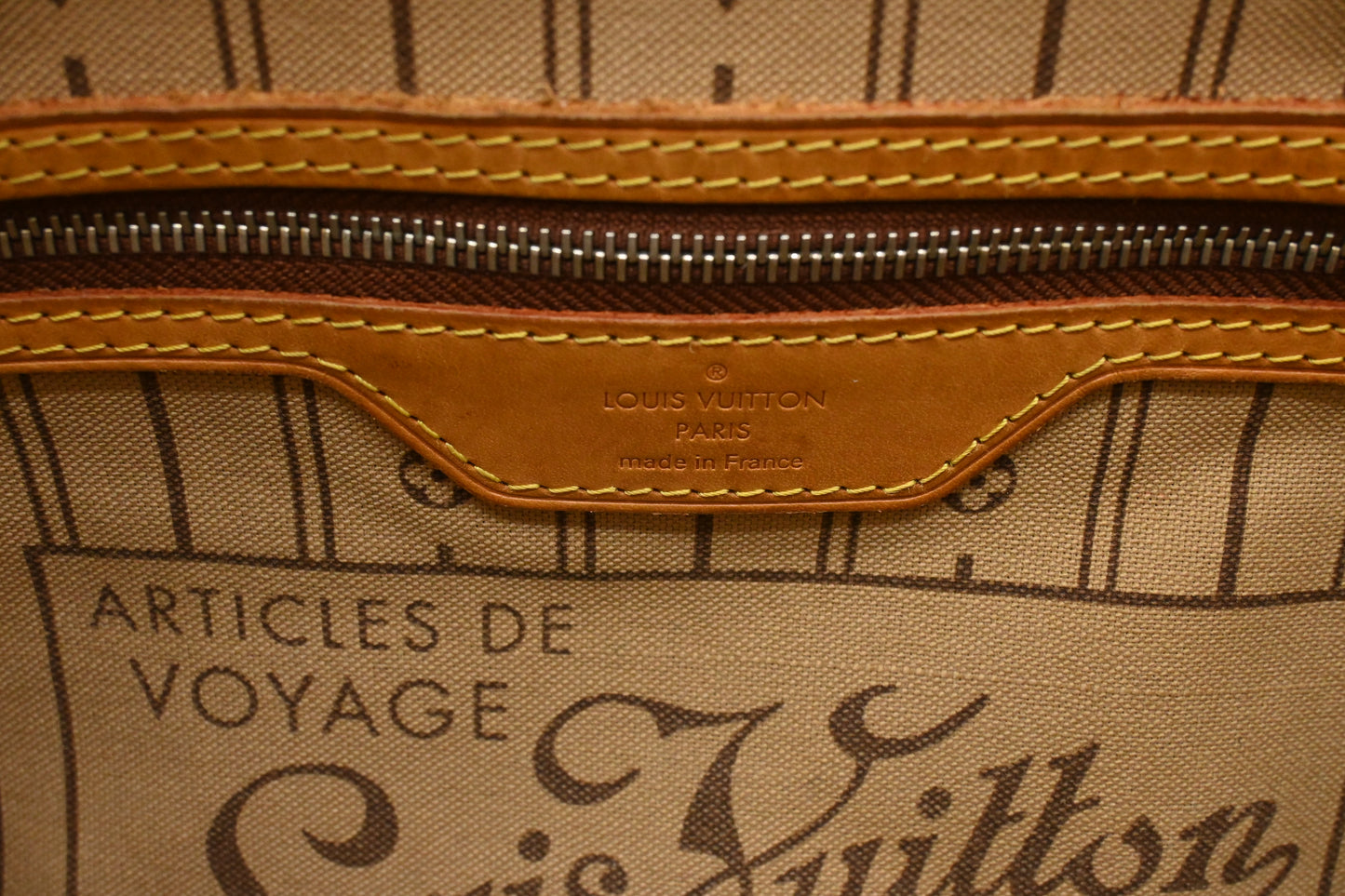 Louis Vuitton Neverfull PM in Monogram Canvas