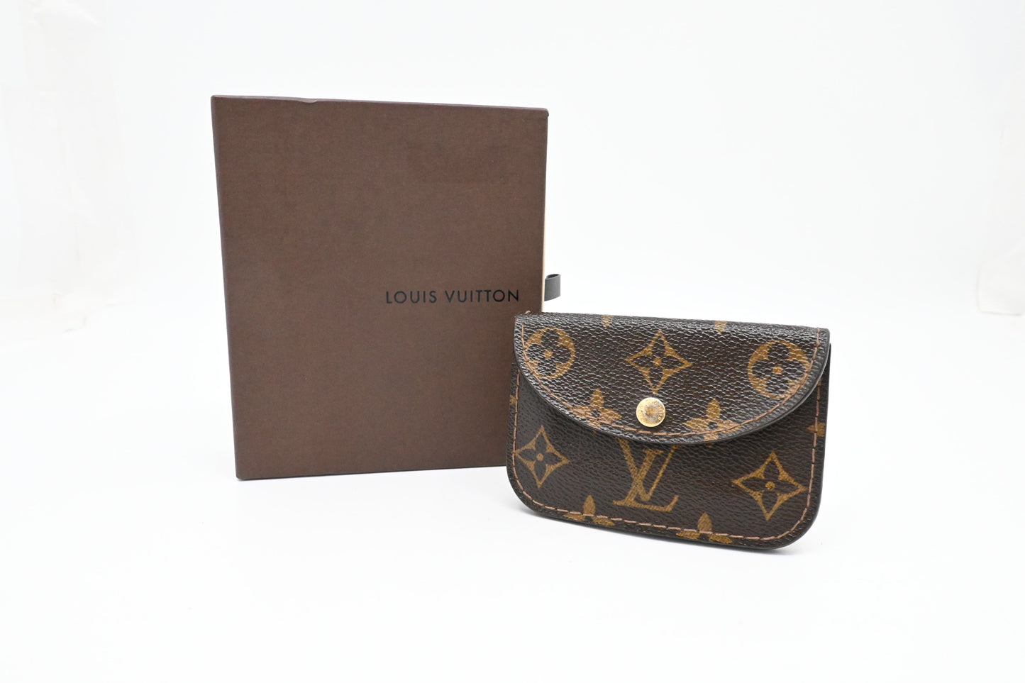 Louis Vuitton Pochette Solo in Monogram Canvas