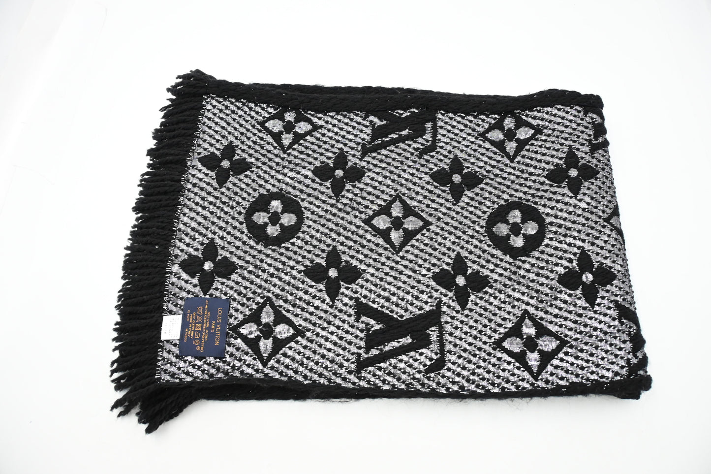 Louis Vuitton Metalized Scarf in Black Wool