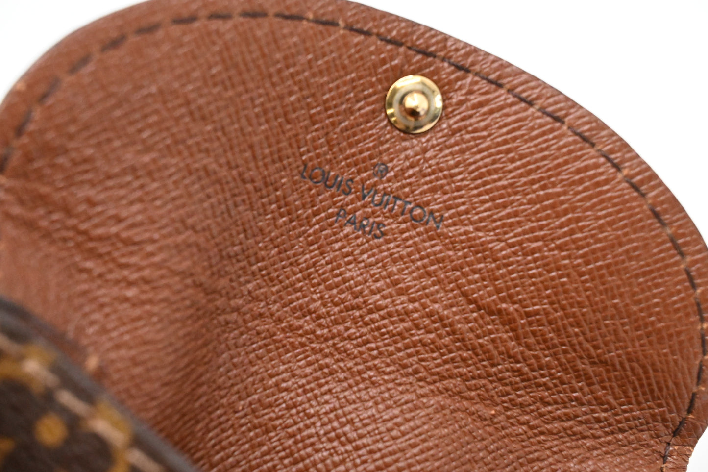 Louis Vuitton Pochette Solo in Monogram Canvas