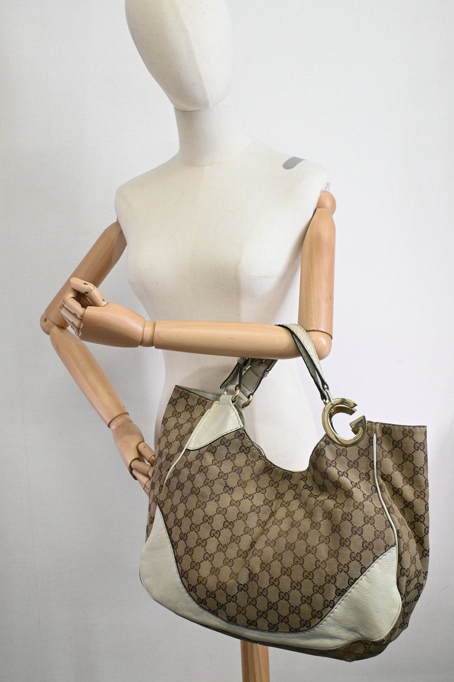 Gucci Charlotte Hobo Bag in GG Canvas