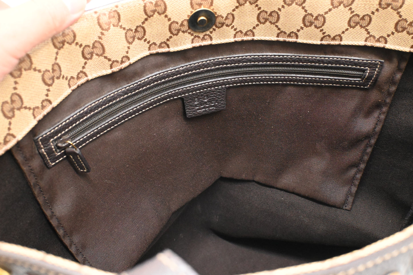 Gucci Tote in Crystal GG Canvas
