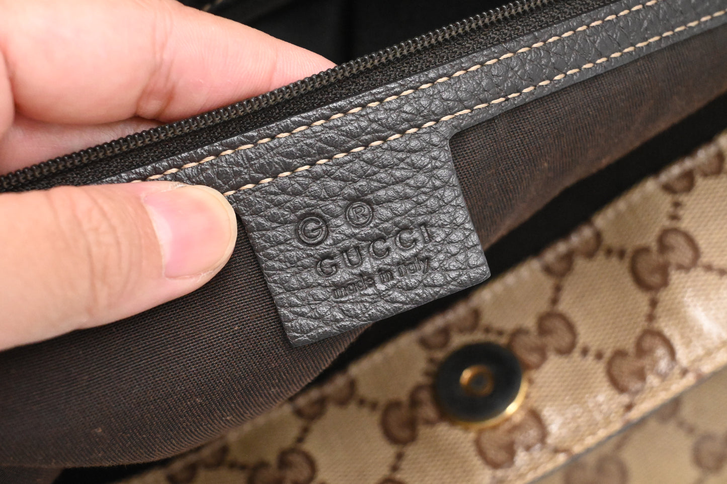 Gucci Tote in Crystal GG Canvas
