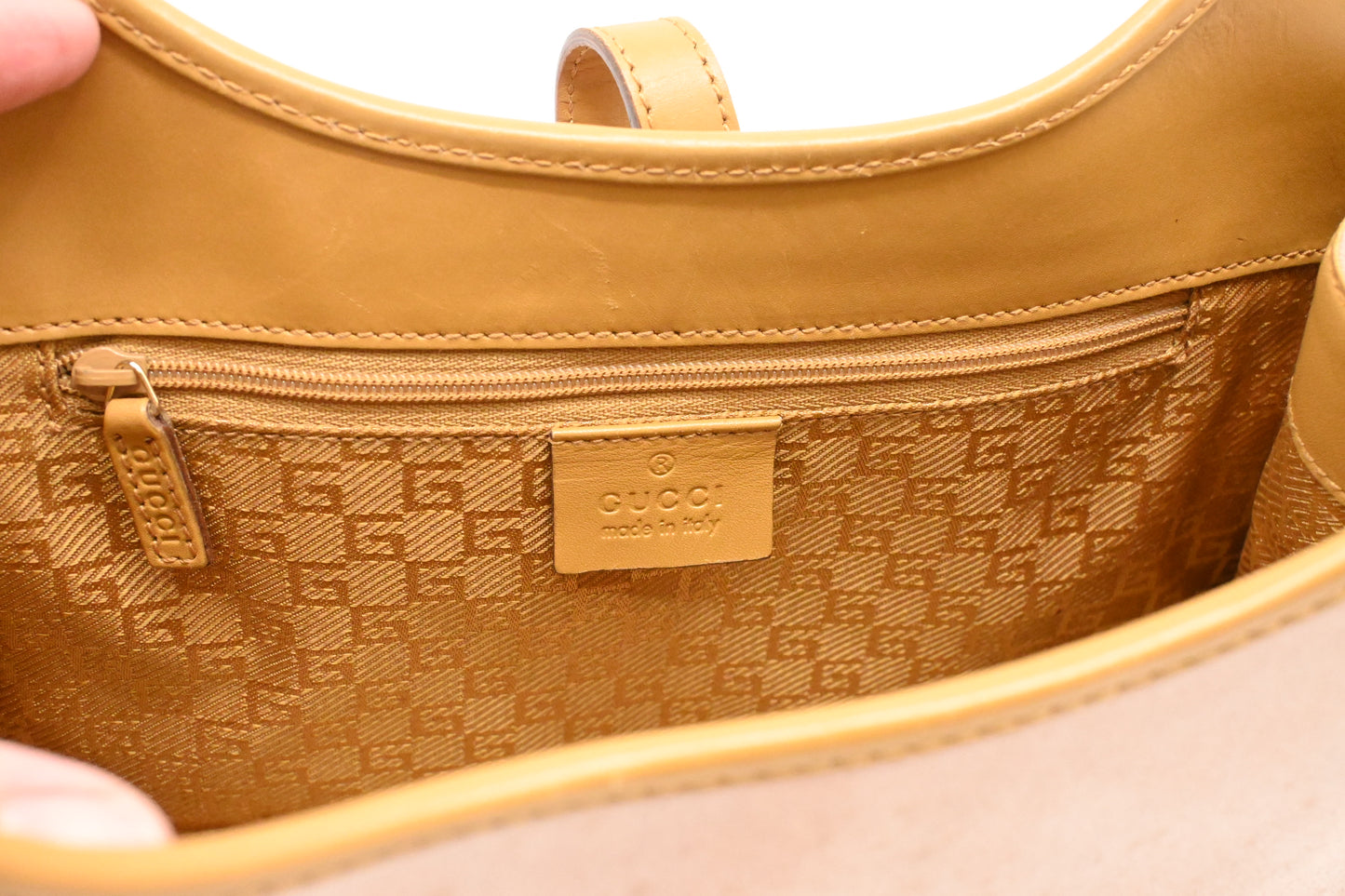 Gucci Small Jackie in Pink Suede