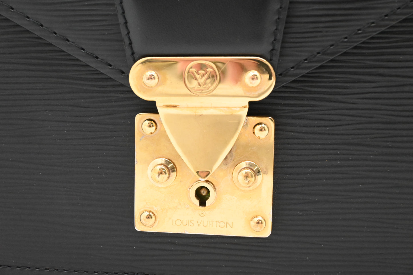 Louis Vuitton Sellier Dragonne in Black Epi Leather