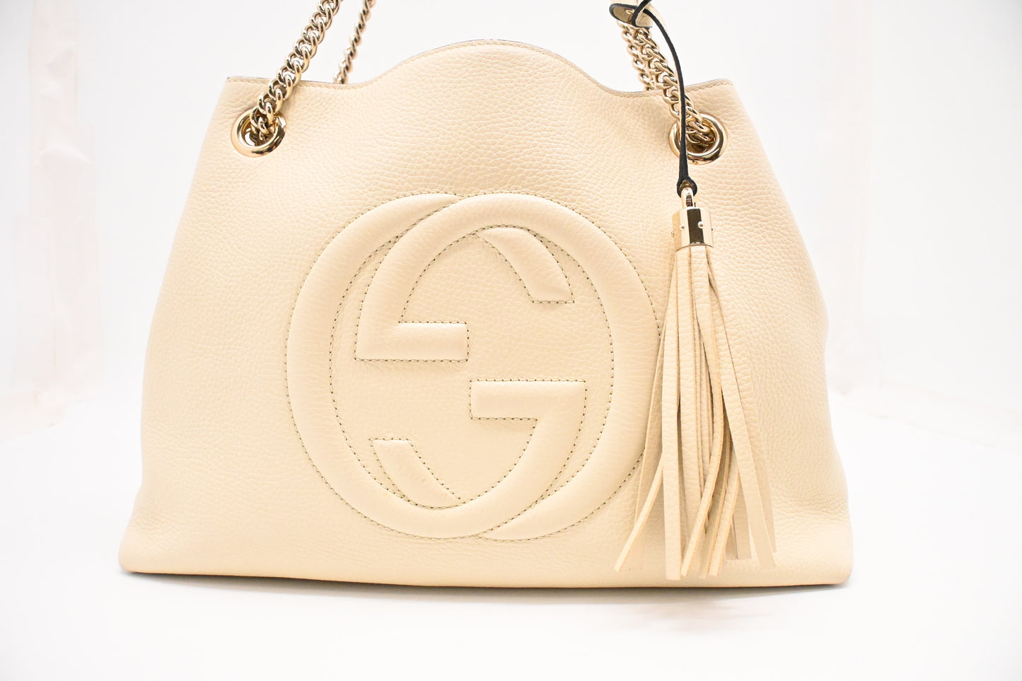 Gucci Soho Chain Tote Bag in Cream Leather
