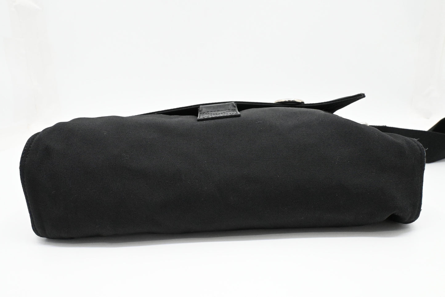 Gucci Messenger Bag in Black Canvas