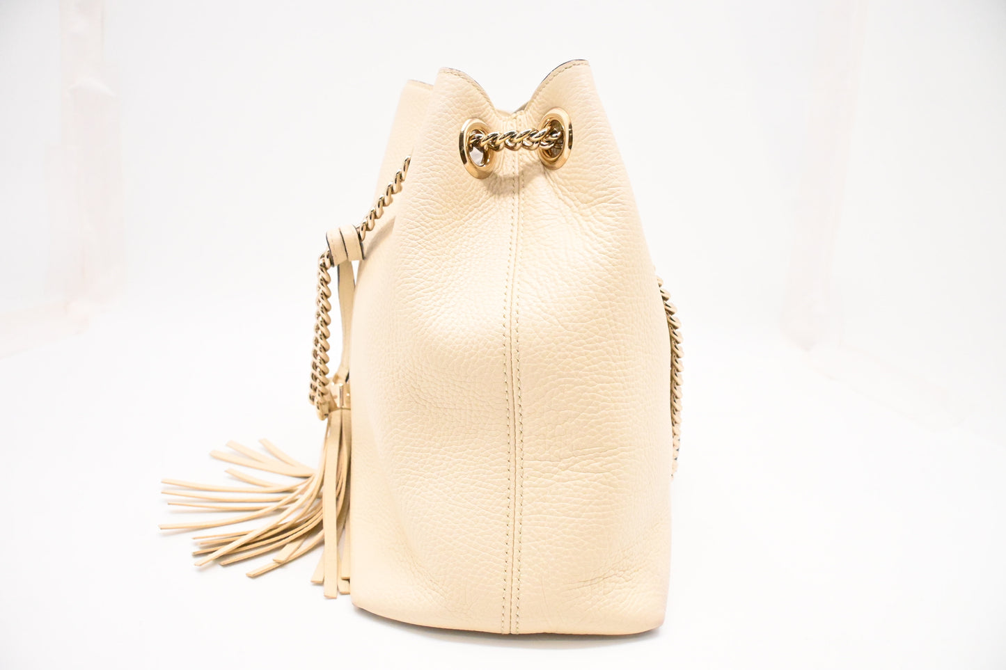 Gucci Soho Chain Tote Bag in Cream Leather