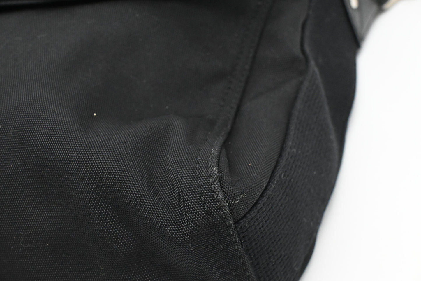 Gucci Messenger Bag in Black Canvas