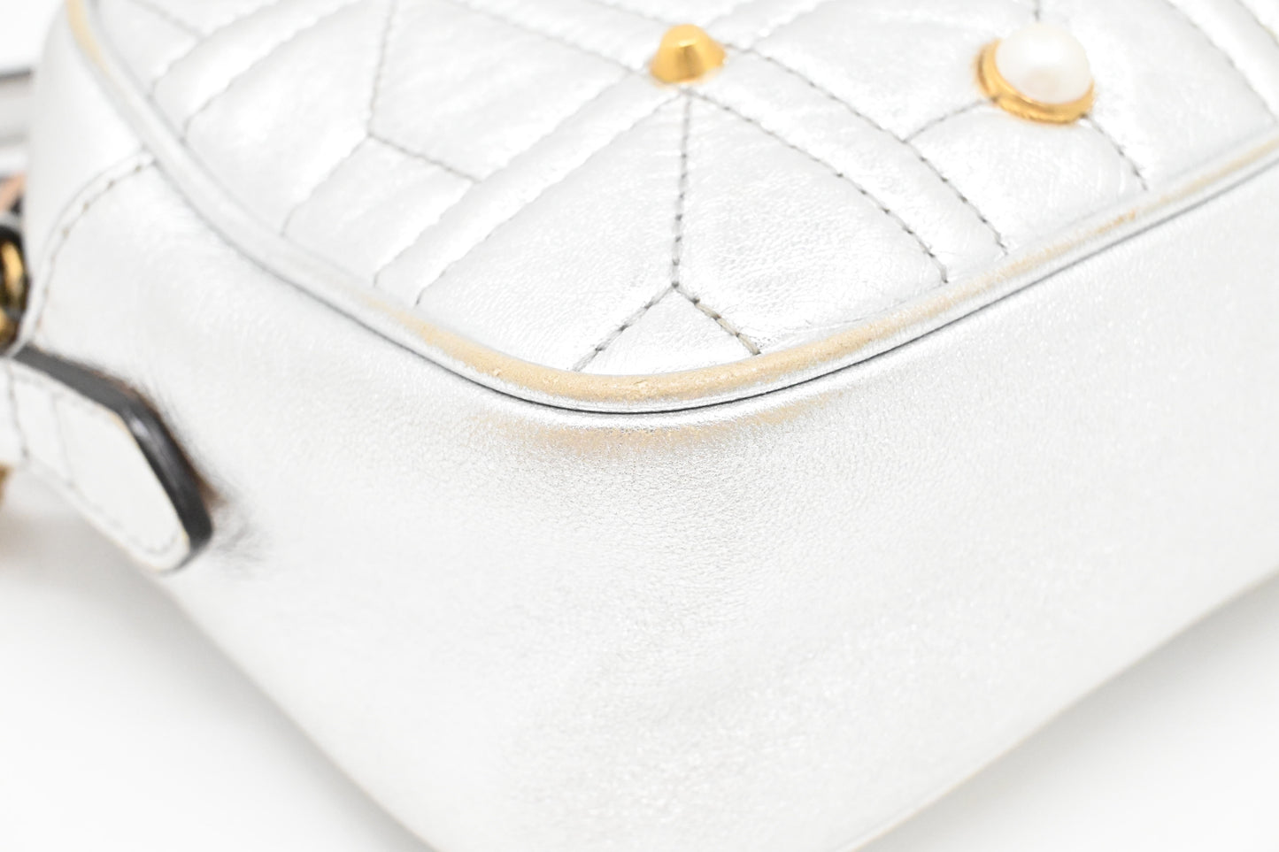 Gucci Mini Marmont Crossbody in Silver Leather