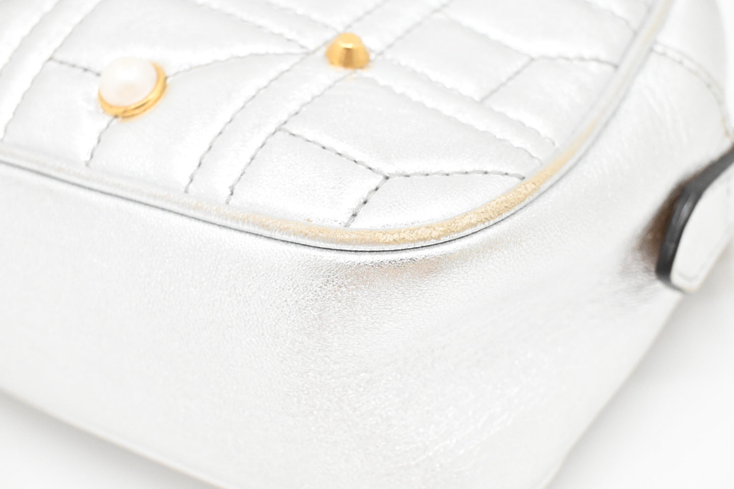 Gucci Mini Marmont Crossbody in Silver Leather