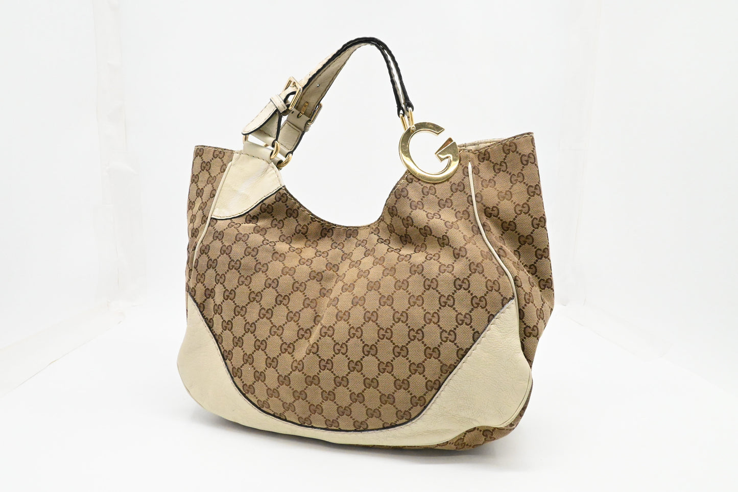 Gucci Charlotte Hobo Bag in GG Canvas