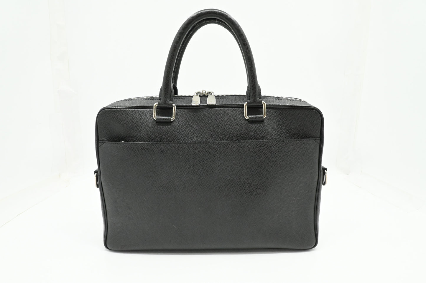 Louis Vuitton Porte Documents in Dark Grey Taiga Leather