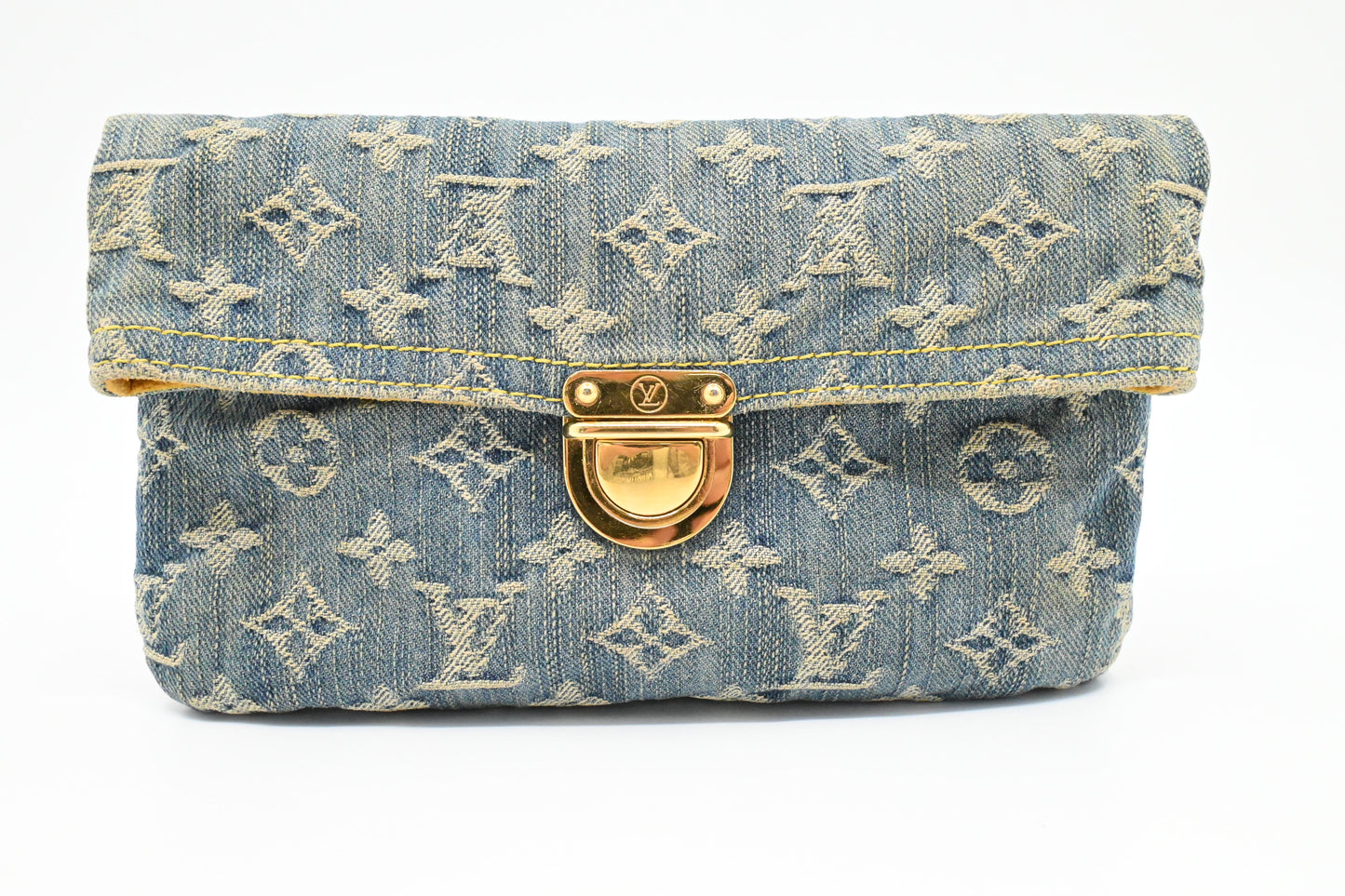 Louis Vuitton Pochette in Monogram Denim