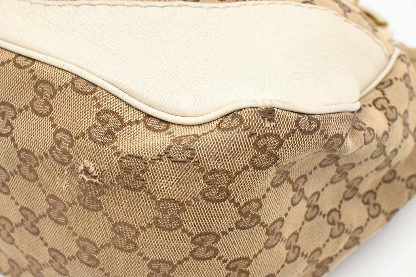 Gucci Charlotte Hobo Bag in GG Canvas