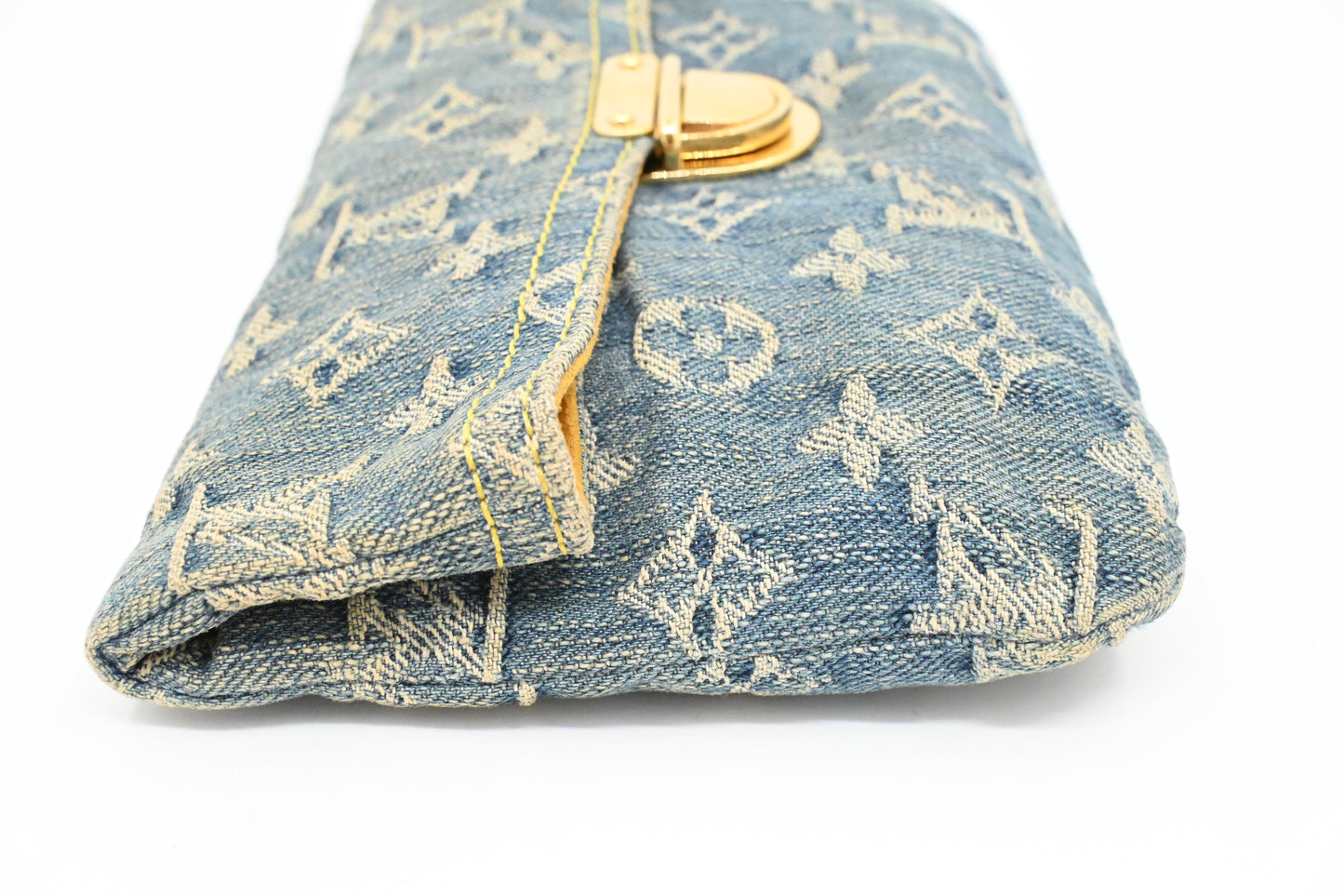Louis Vuitton Pochette in Monogram Denim
