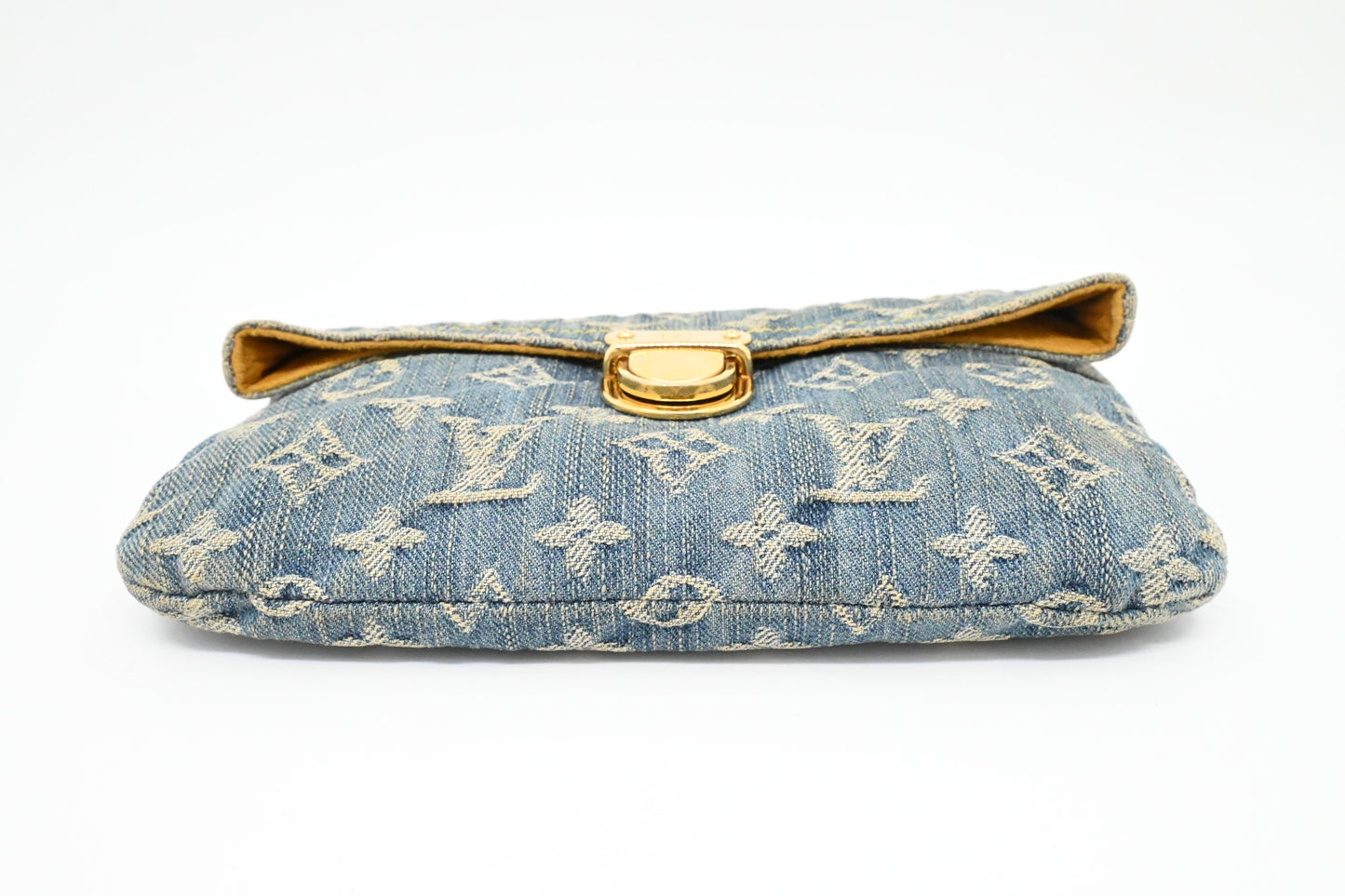 Louis Vuitton Pochette in Monogram Denim