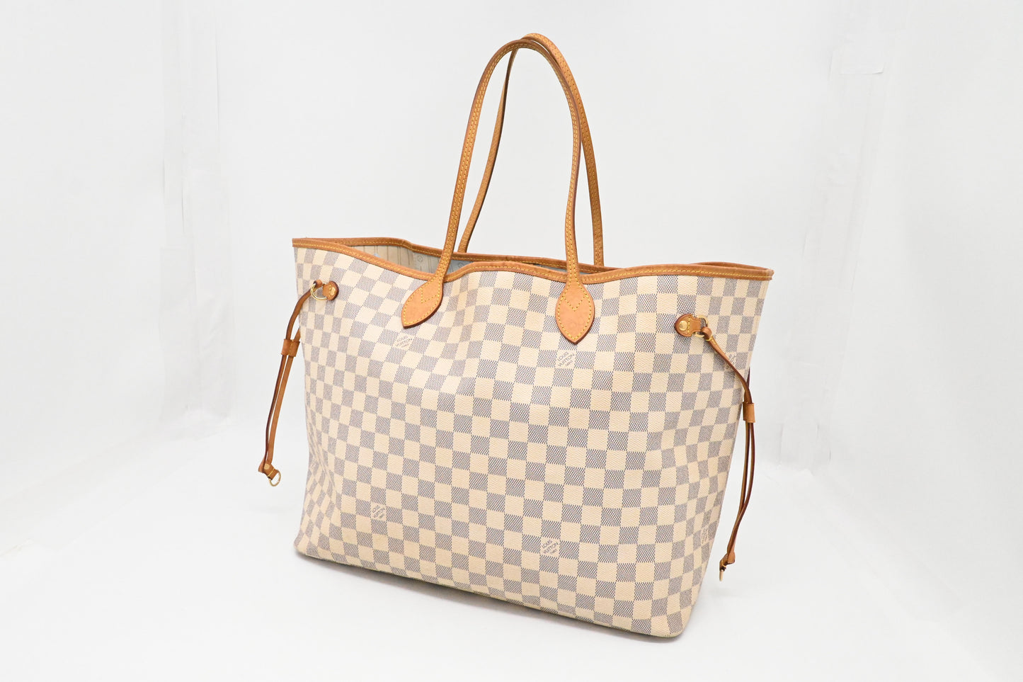 Louis Vuitton Neverfull GM in Damier Azur Canvas