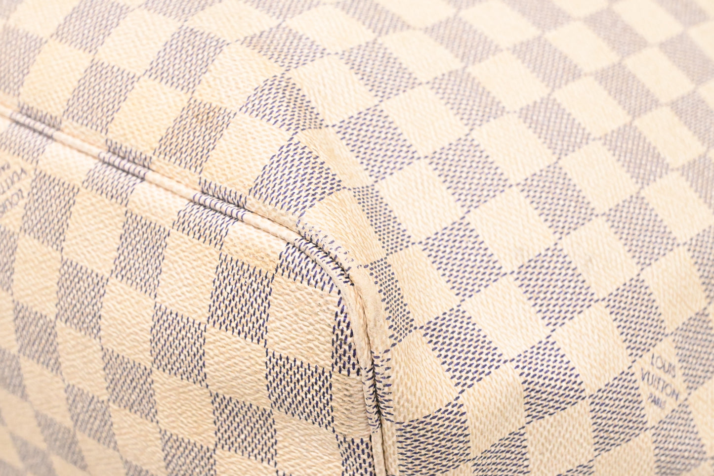 Louis Vuitton Neverfull GM in Damier Azur Canvas