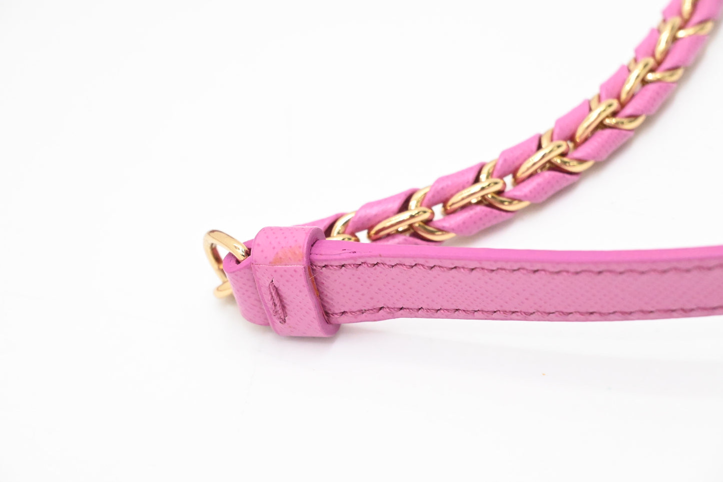 Ferragamo Vara Chain Crossbody in Pink Leather