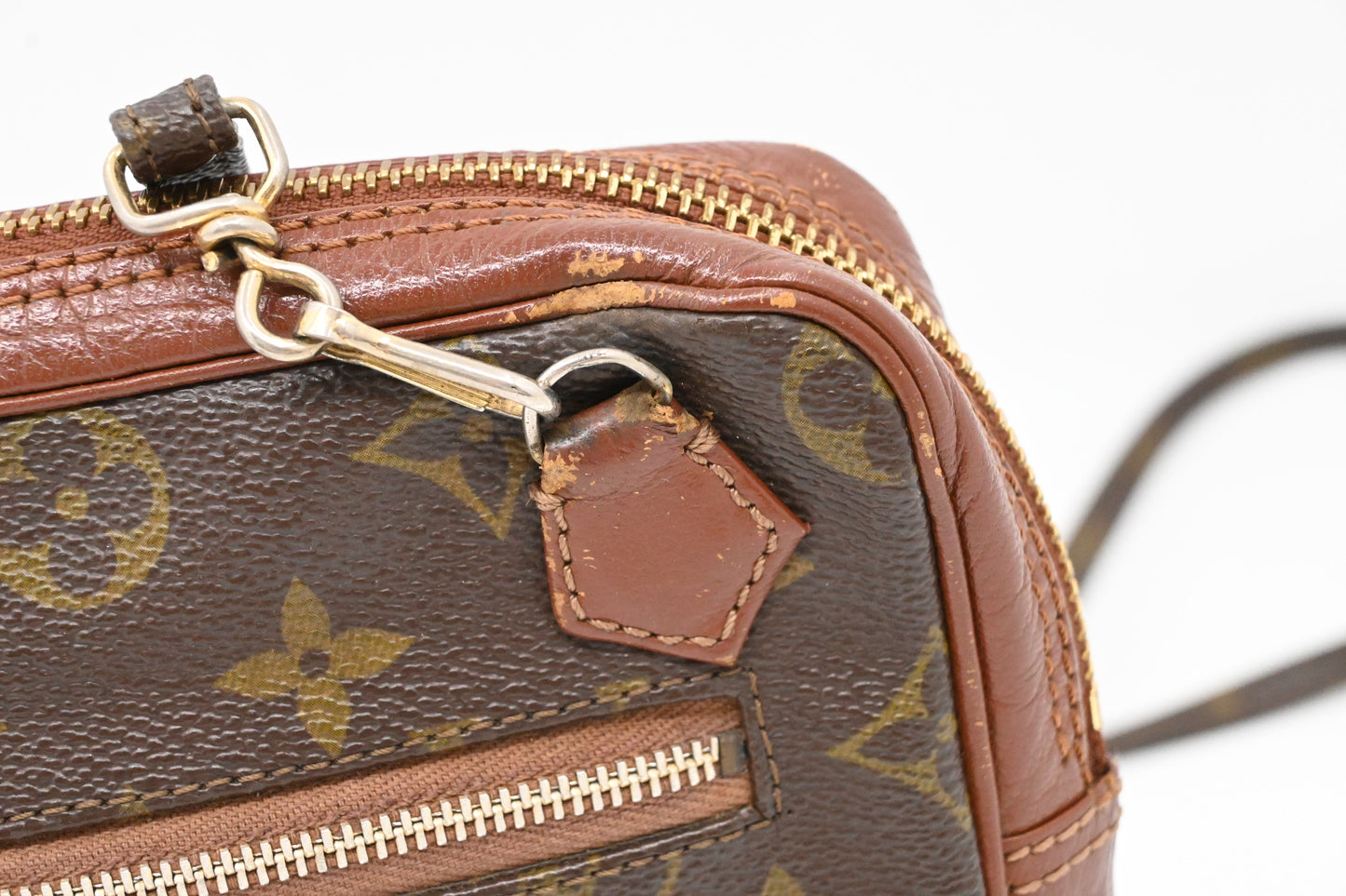 Louis Vuitton Pochette Sport in Monogram Canvas