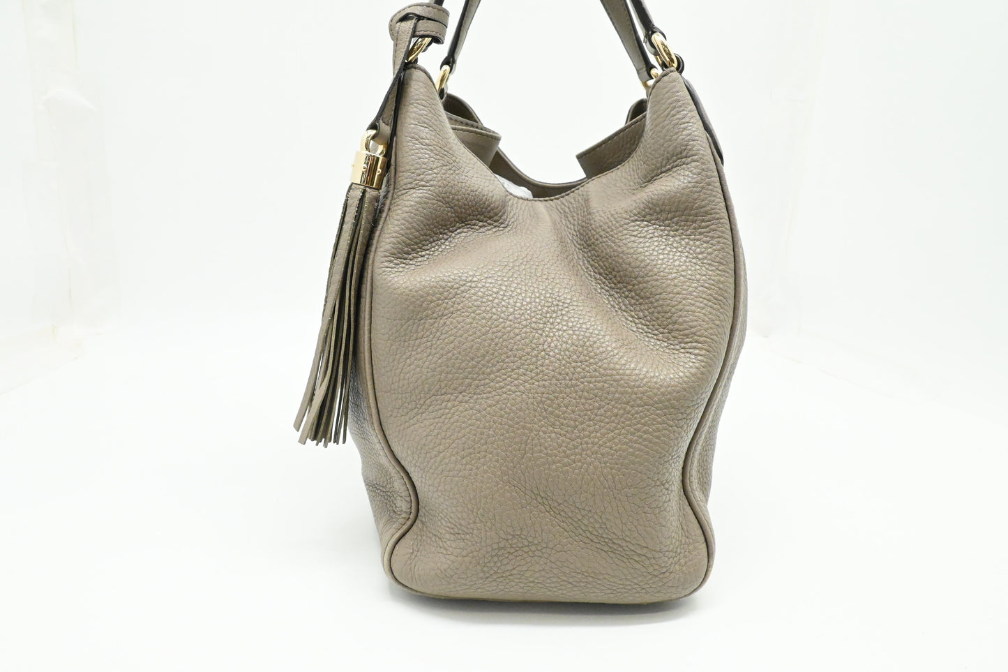 Gucci Soho Hobo Bag in Gray Leather
