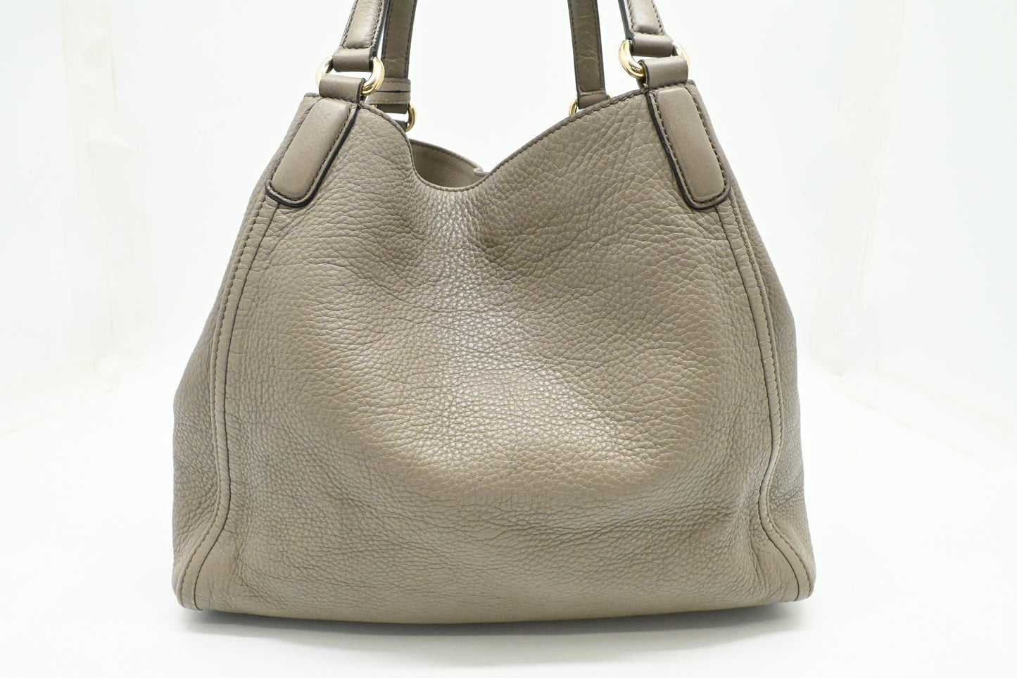 Gucci Soho Hobo Bag in Gray Leather