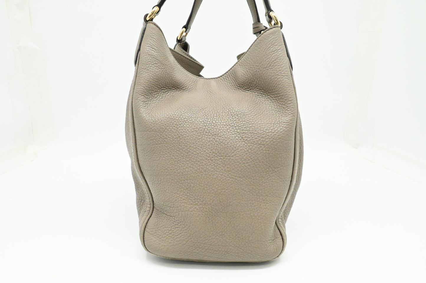 Gucci Soho Hobo Bag in Gray Leather