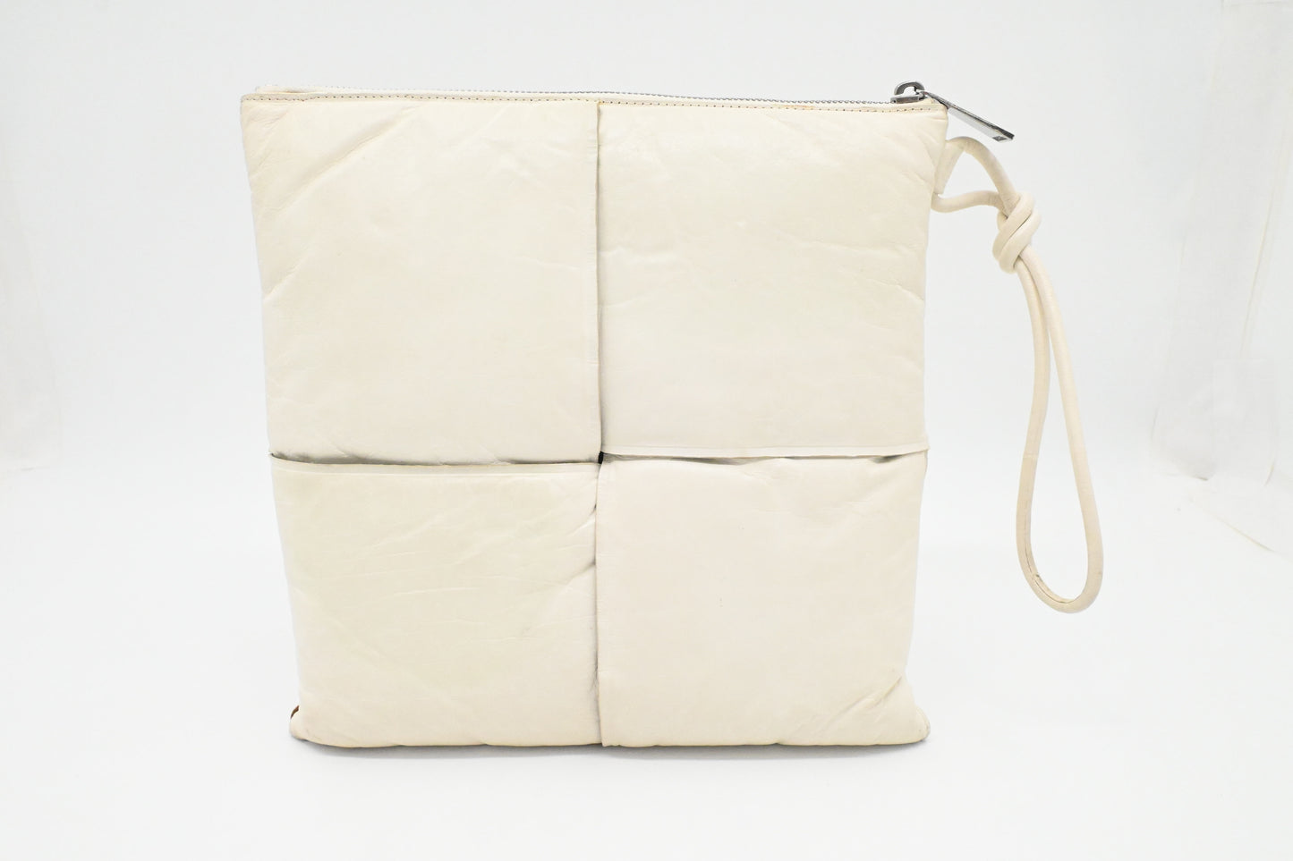Bottega Veneta Maxi Padded Clutch in White Leather