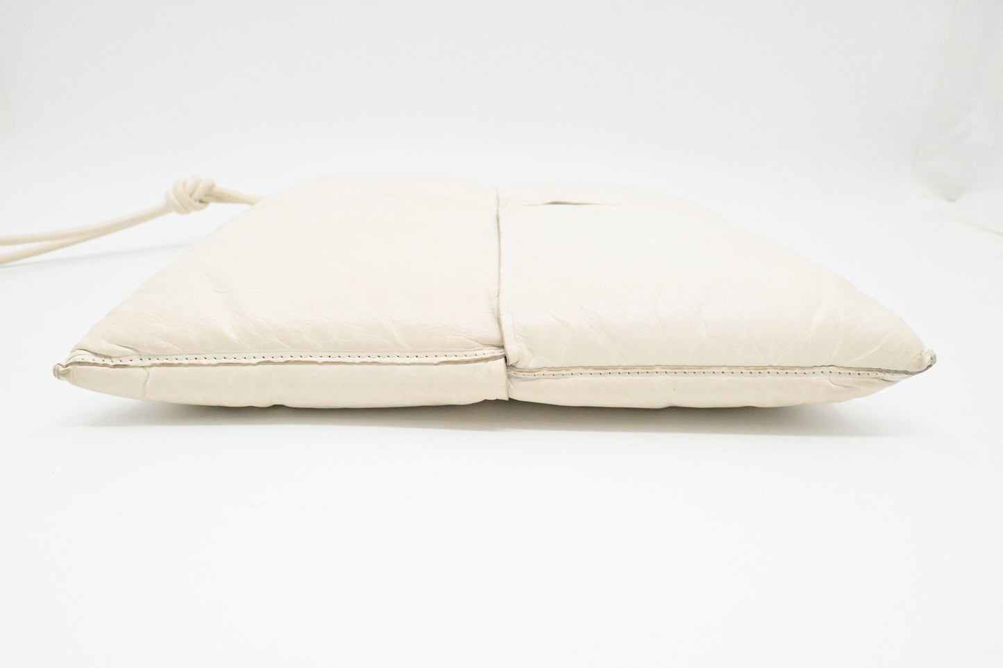 Bottega Veneta Maxi Padded Clutch in White Leather