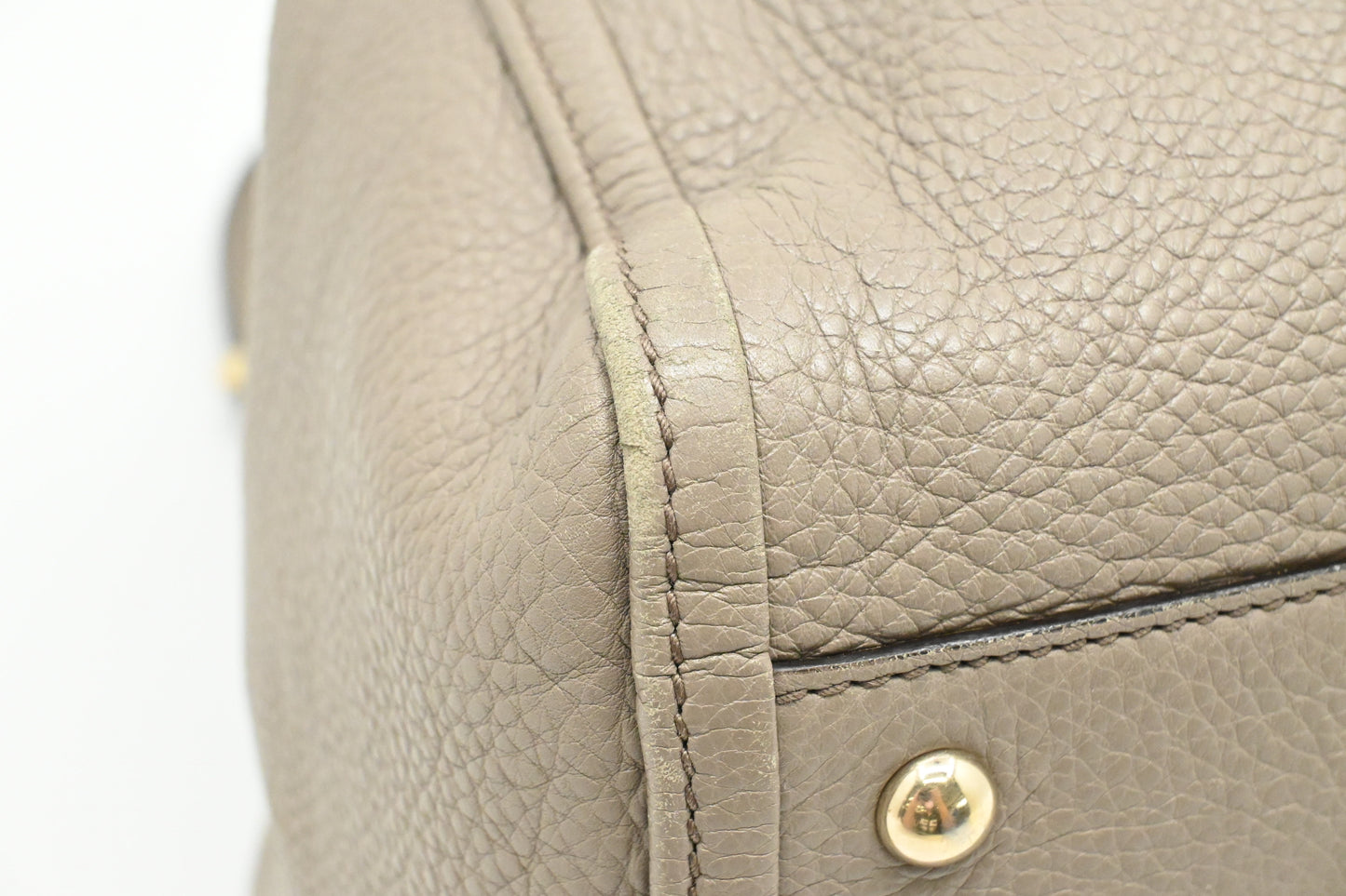 Gucci Soho Hobo Bag in Gray Leather