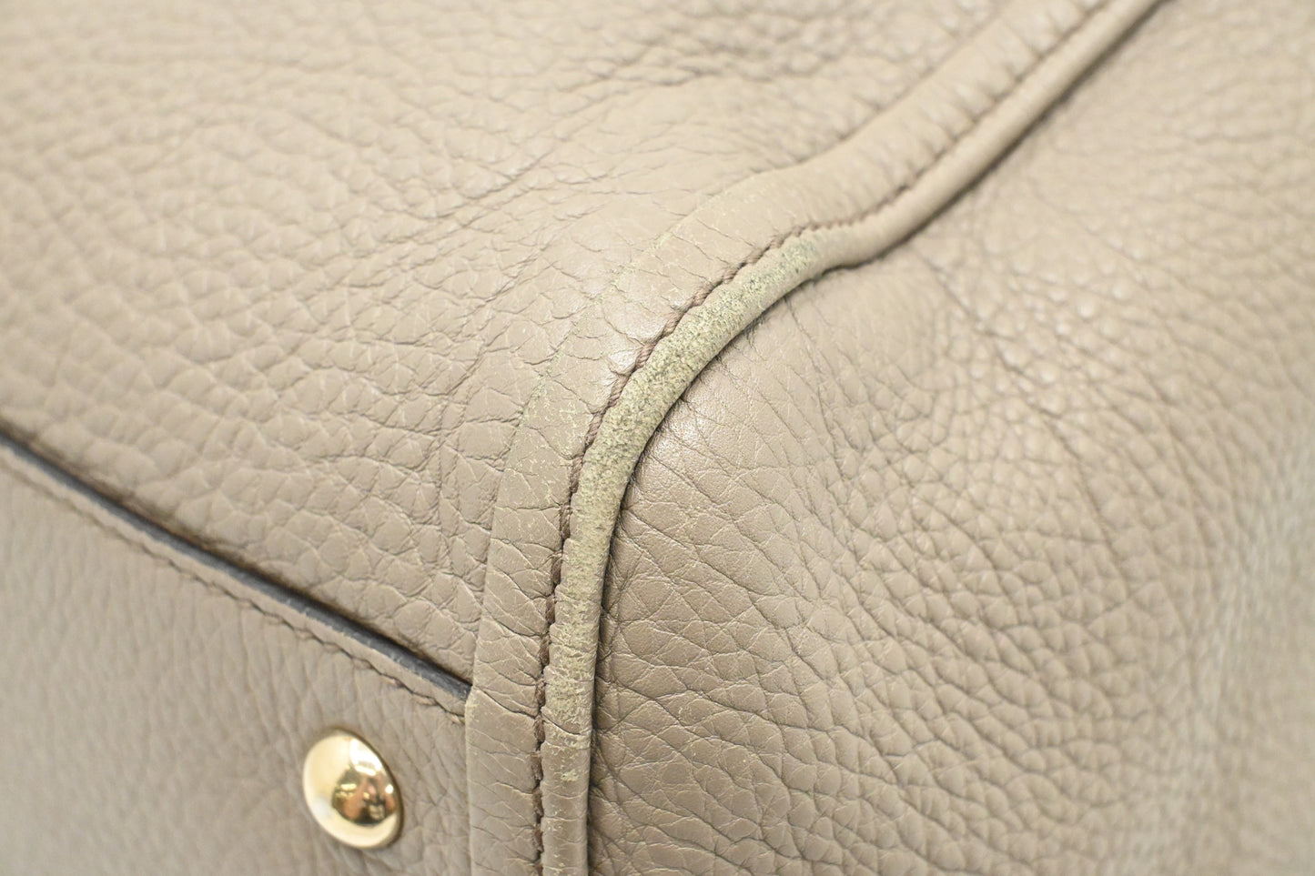 Gucci Soho Hobo Bag in Gray Leather