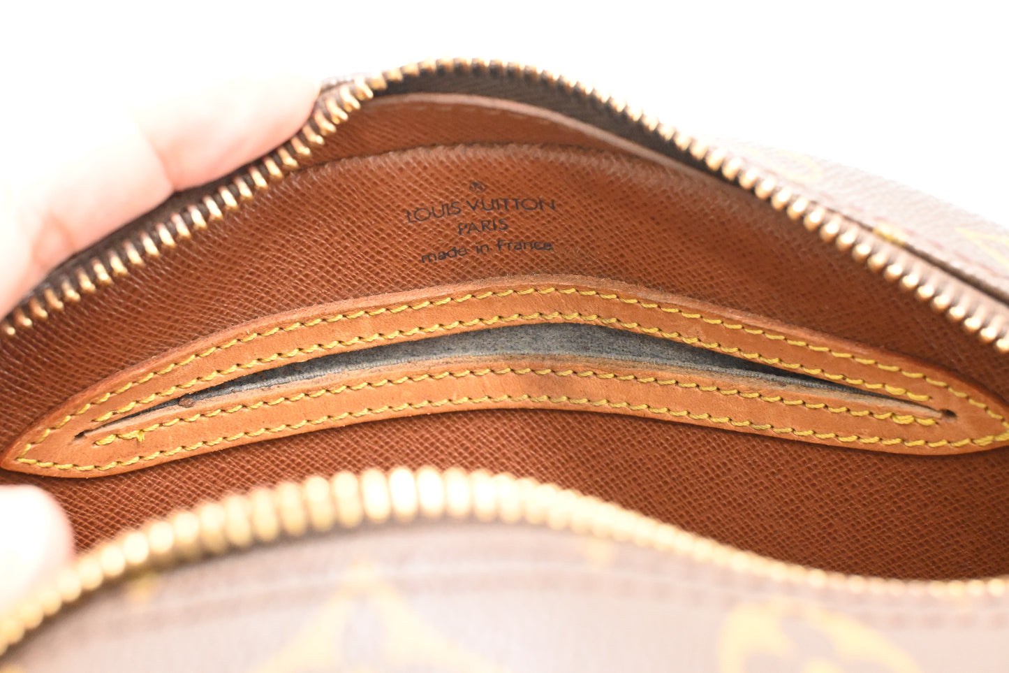 Louis Vuitton Blois in Monogram Canvas