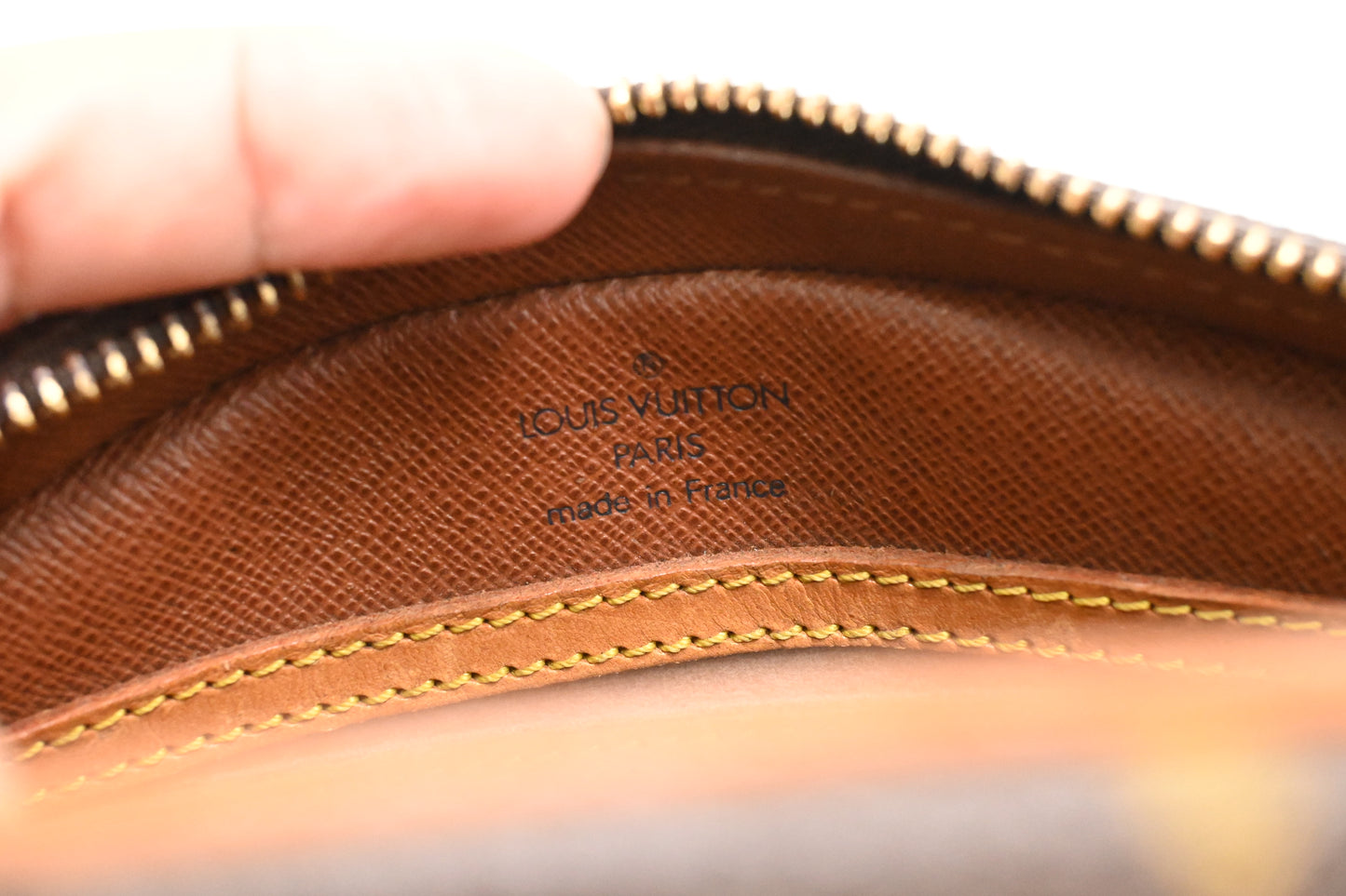 Louis Vuitton Blois in Monogram Canvas
