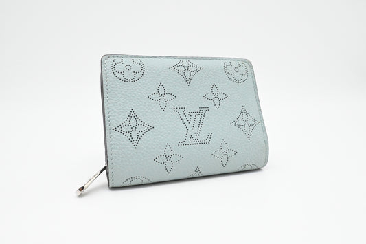 Louis Vuitton Clea Wallet in Light Blue Mahina Leather