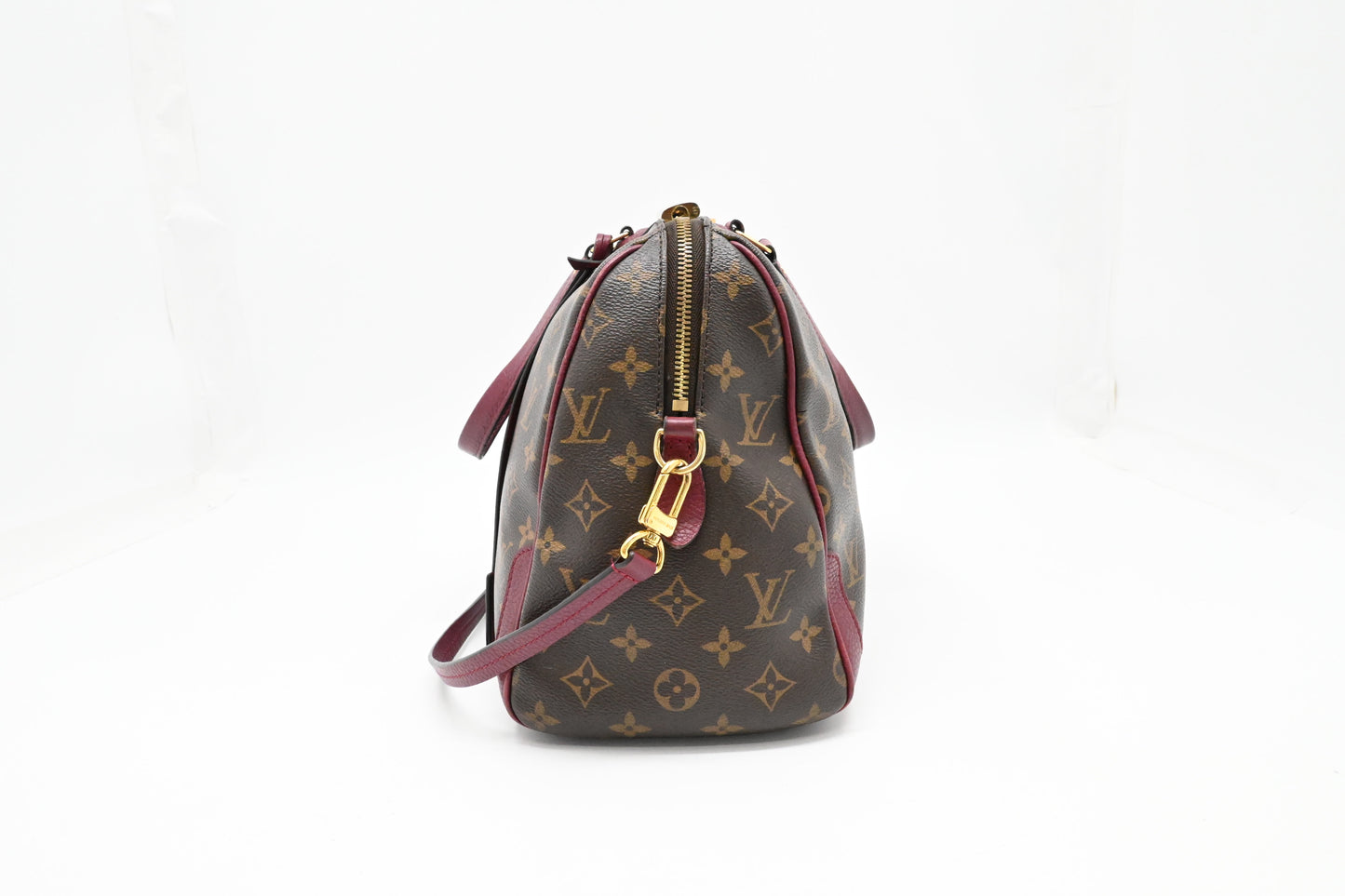 Louis Vuitton Retiro NM in Monogram Canvas and Aurore Leather
