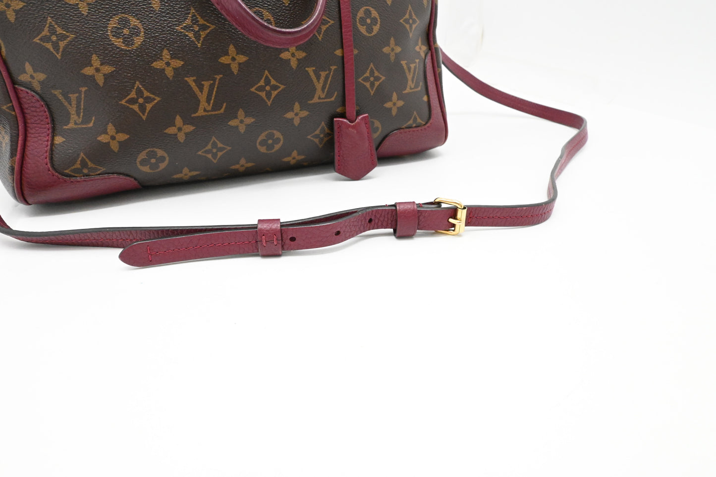 Louis Vuitton Retiro NM in Monogram Canvas and Aurore Leather