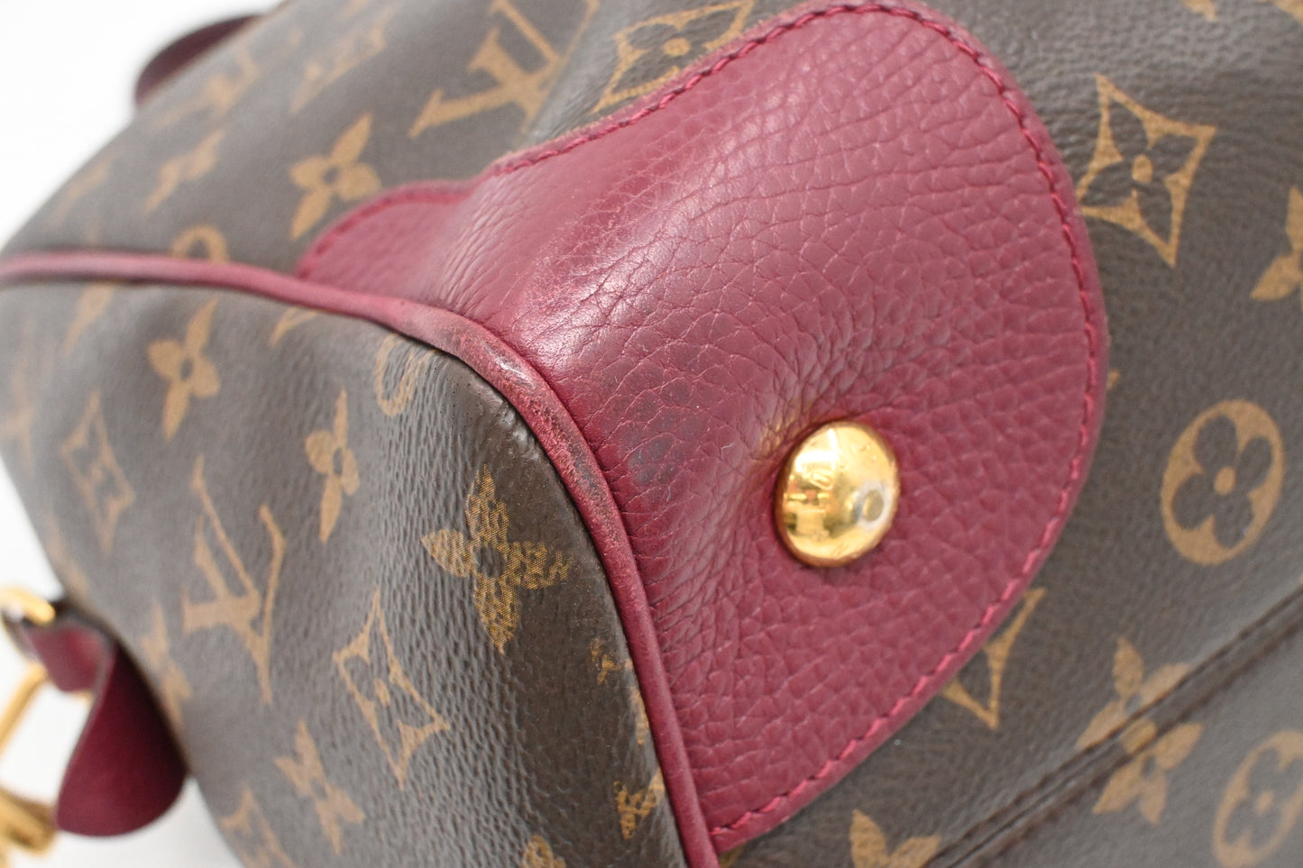 Louis Vuitton Retiro NM in Monogram Canvas and Aurore Leather