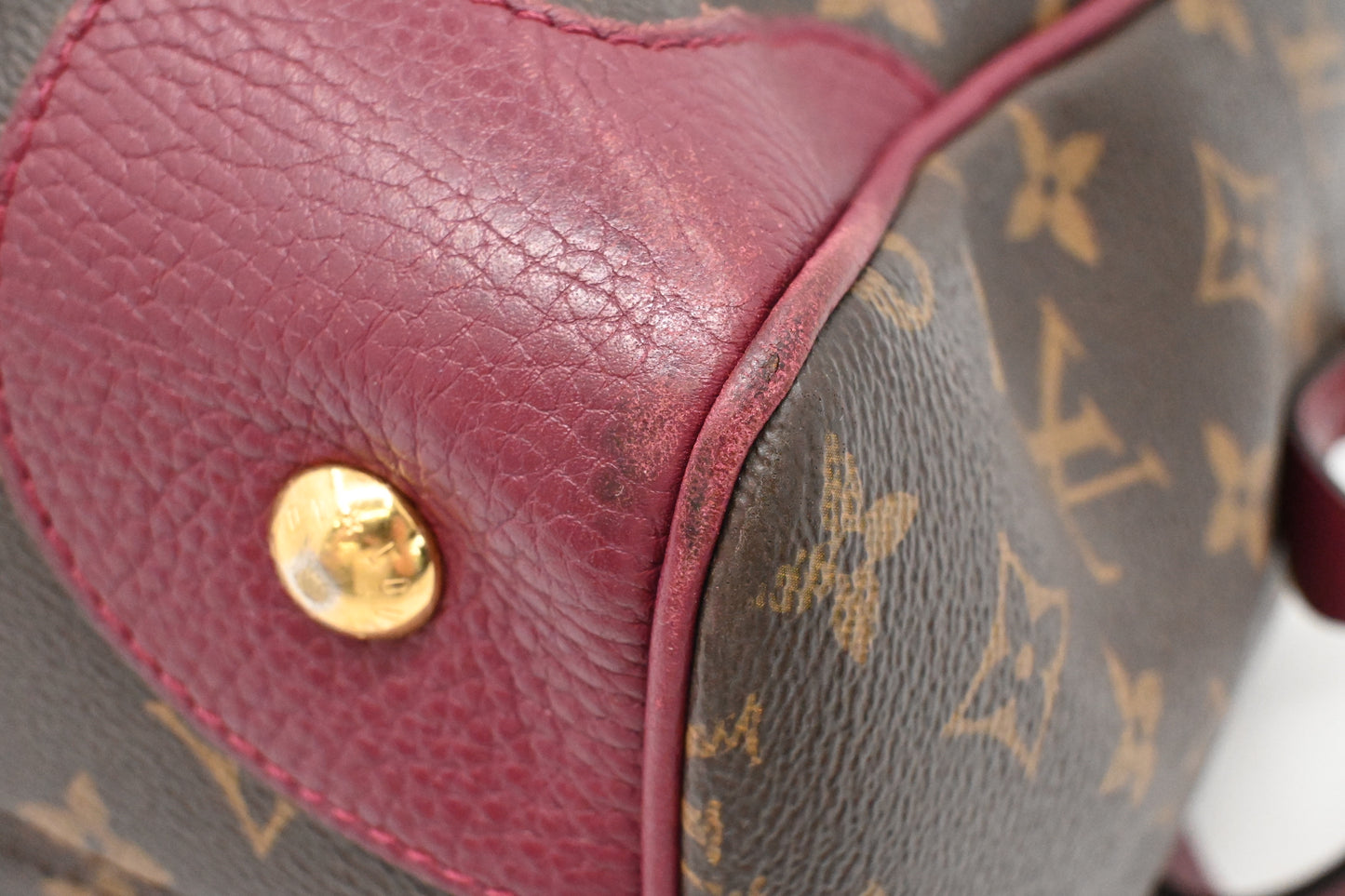 Louis Vuitton Retiro NM in Monogram Canvas and Aurore Leather