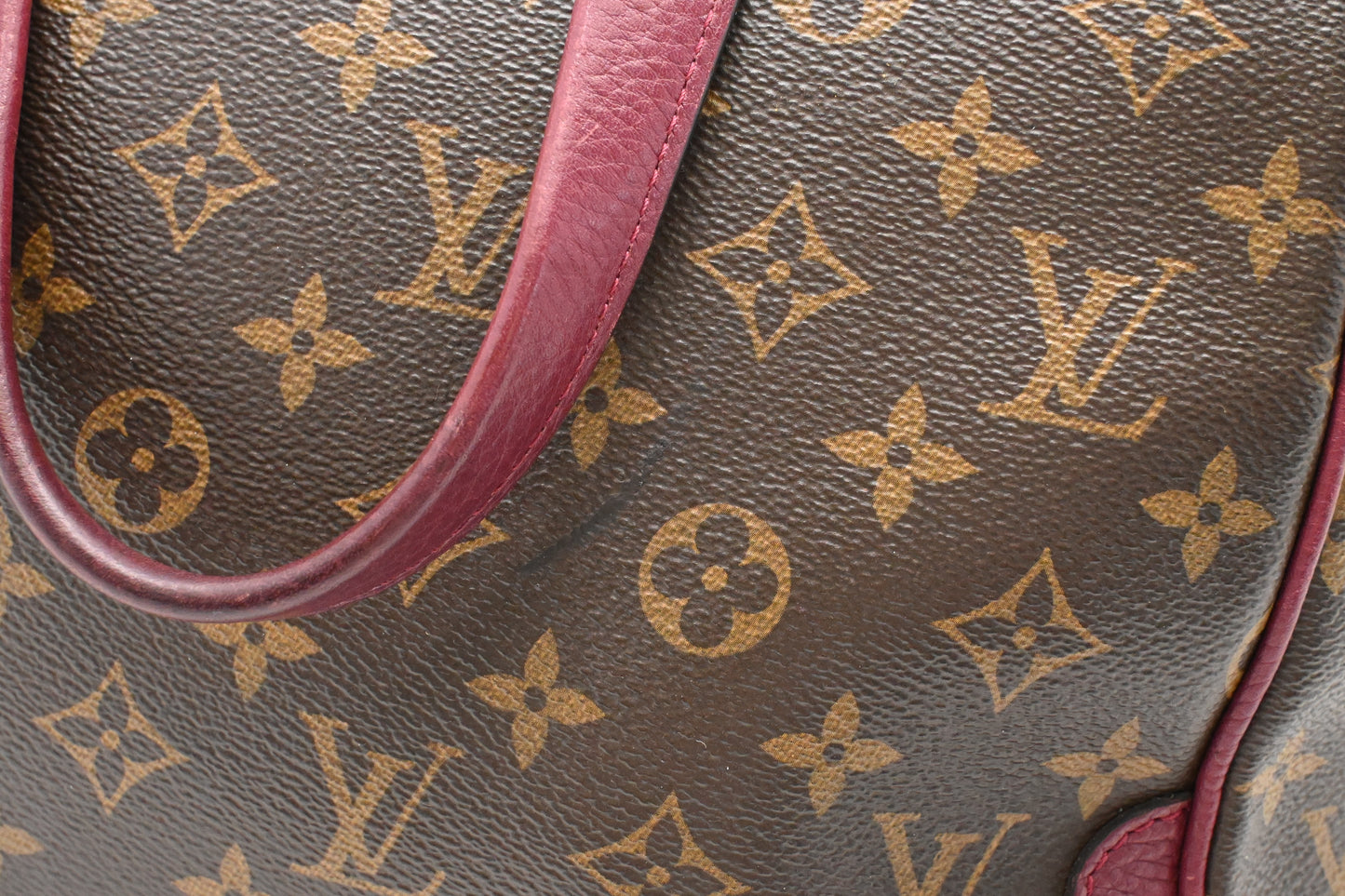 Louis Vuitton Retiro NM in Monogram Canvas and Aurore Leather