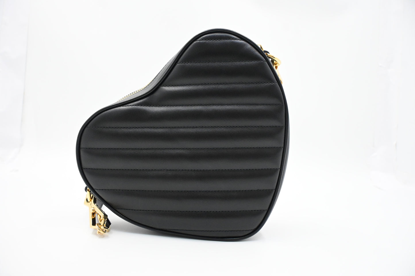 Gucci Heart Crossbody Bag in Black Quilted Leather