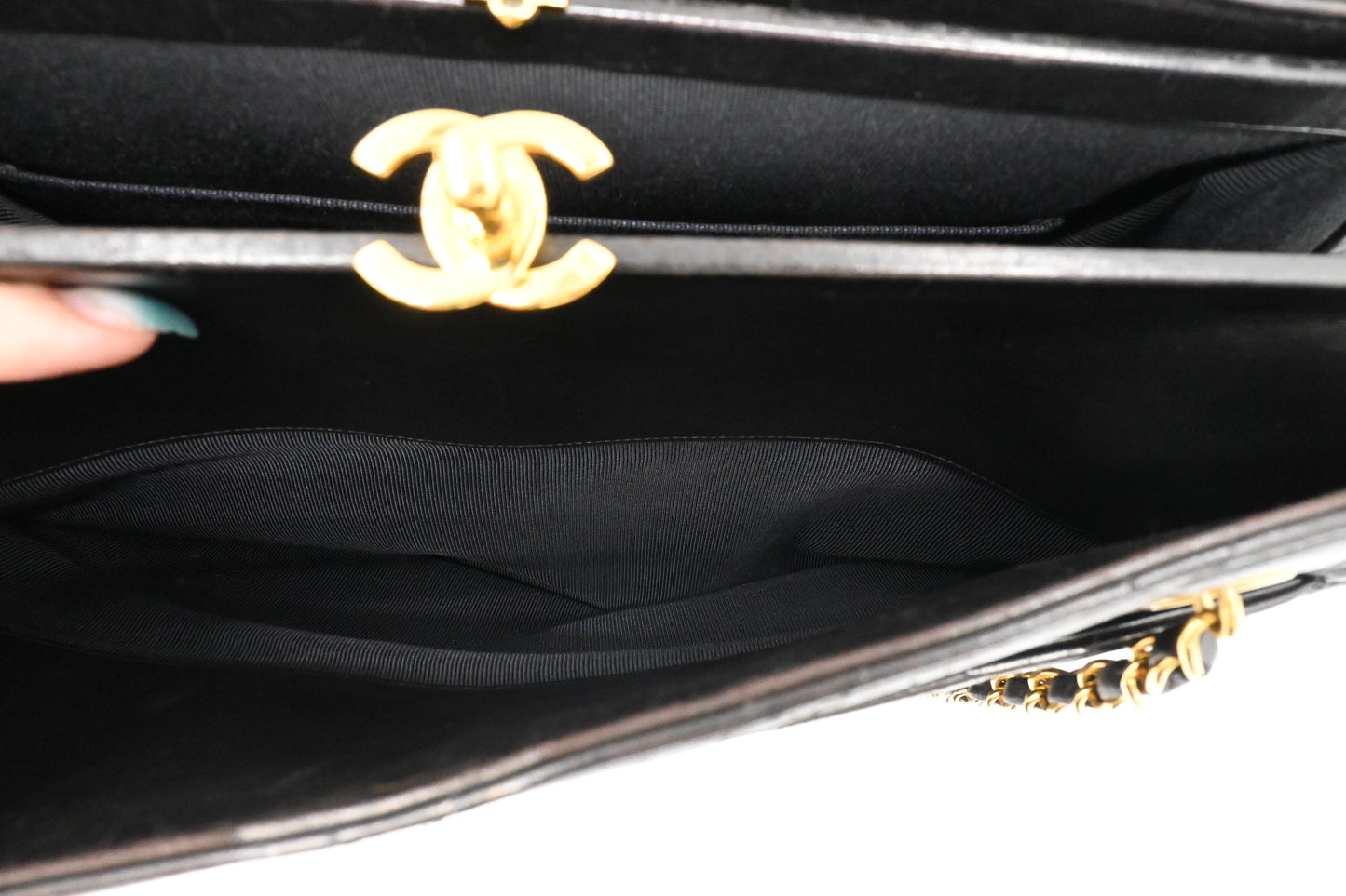 Chanel Chain Shoulder Bag in Black Mattelasse Leather