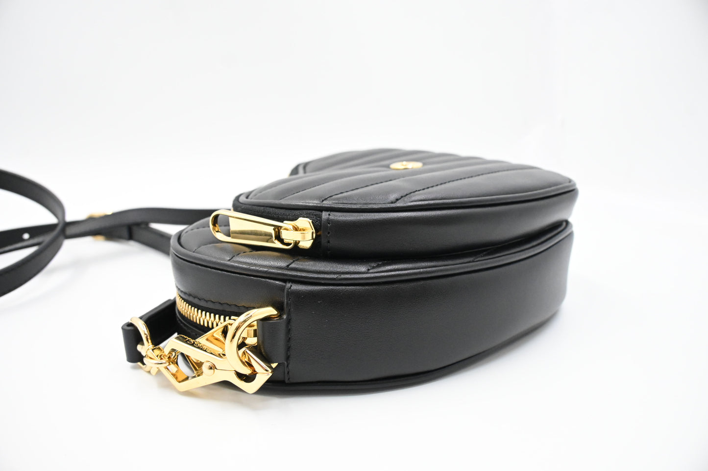Gucci Heart Crossbody Bag in Black Quilted Leather