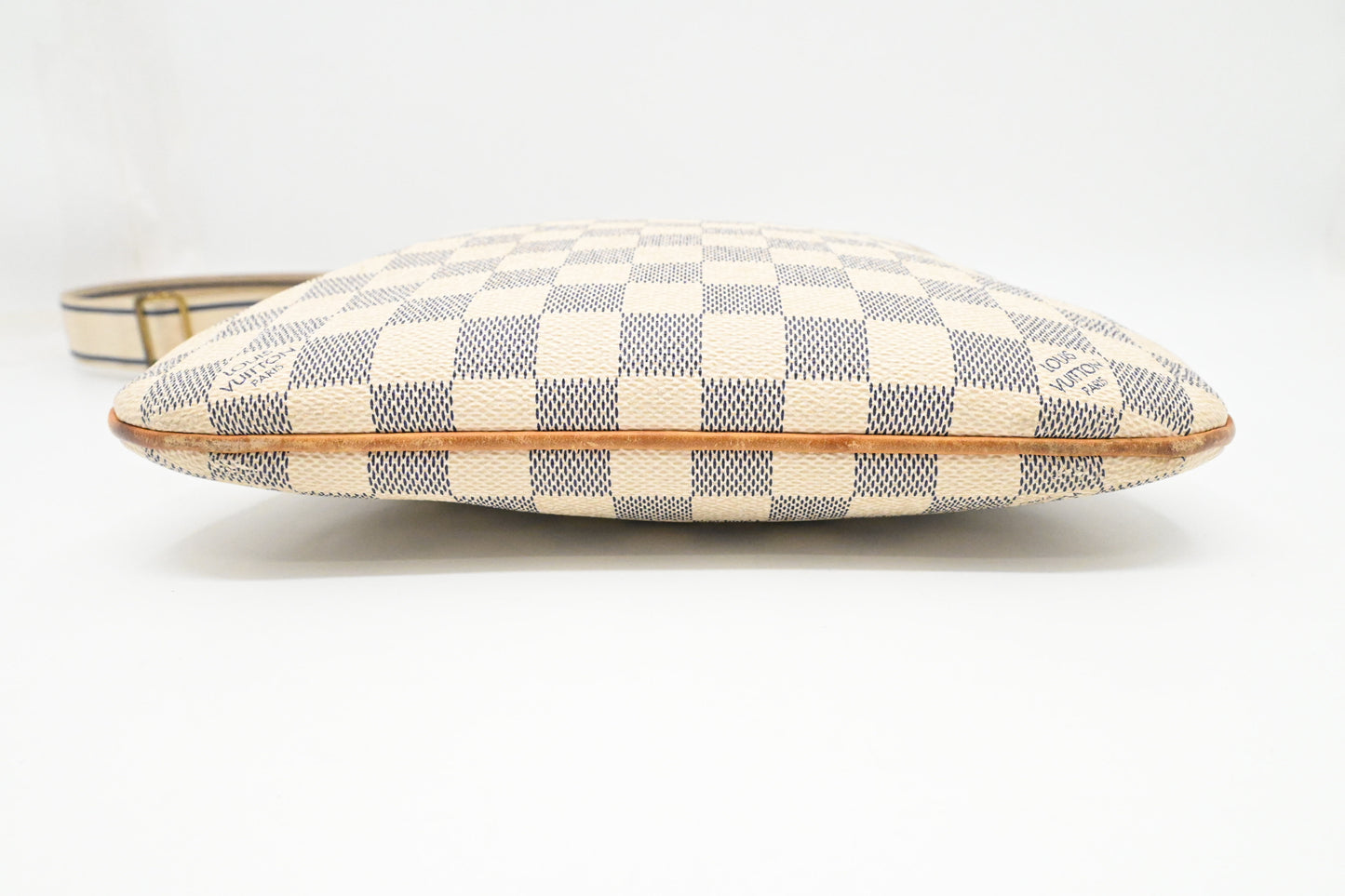 Louis Vuitton Pochette Bosphore in Damier Azur Canvas